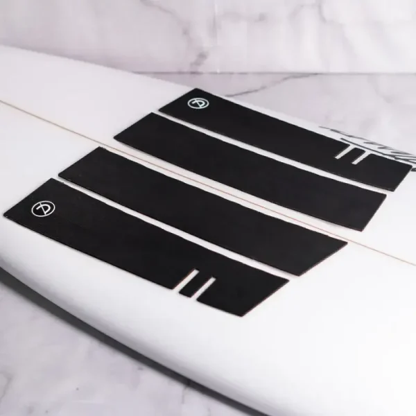 Front pad surf Deflow - couleur noire